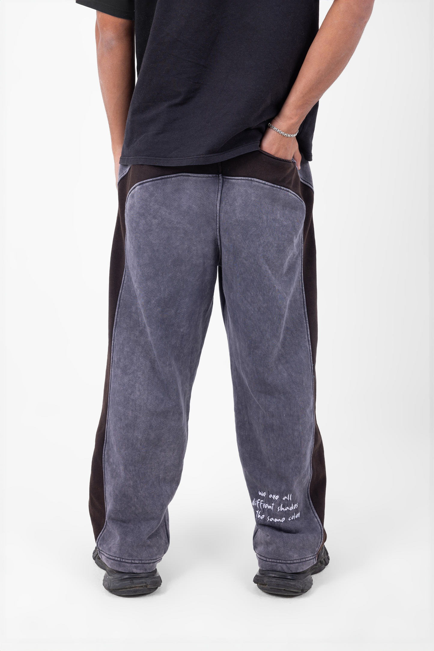 In Love with Allshades of Humanity Sweatpants